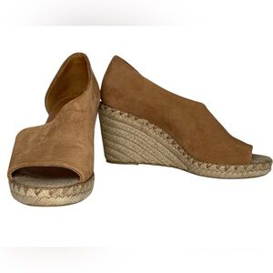 Vince Sonora Tan Suede Wedge Sandal Size 7M Espadrille Platform Open Toe Luxury